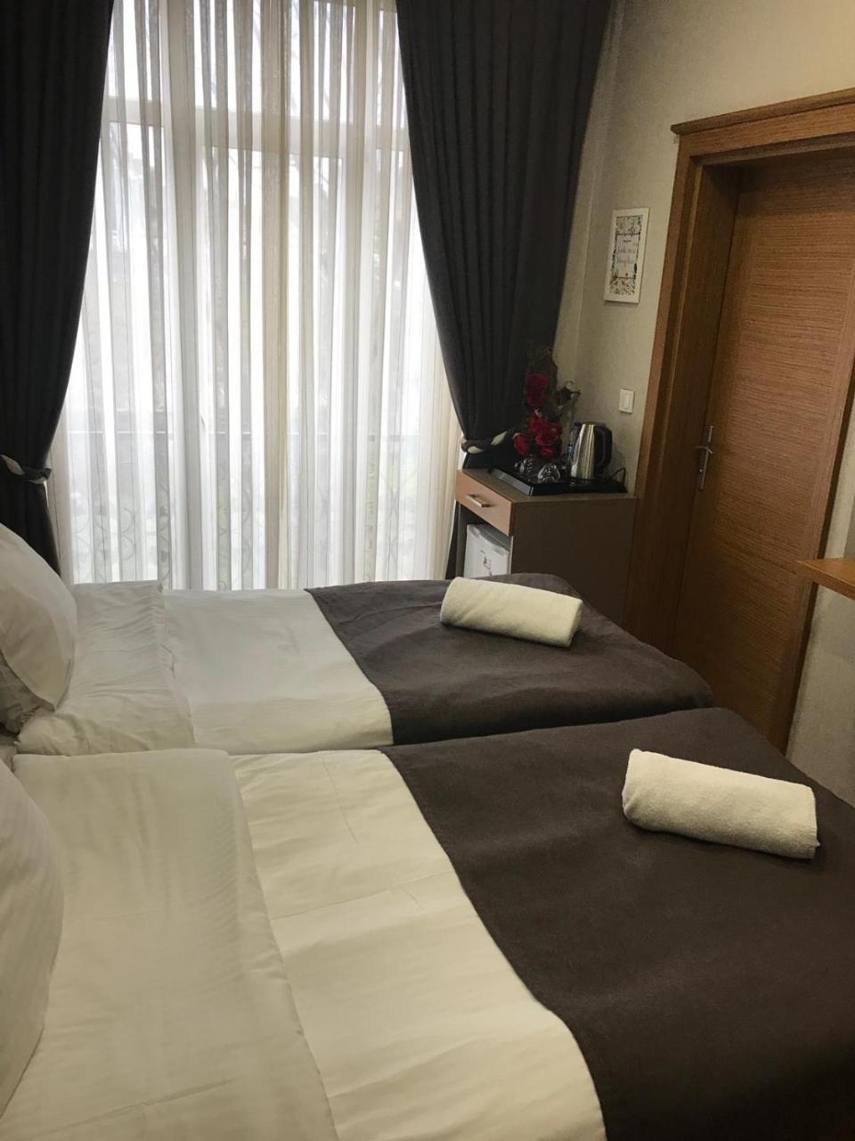Blue Inn Hotel イスタンブール エクステリア 写真